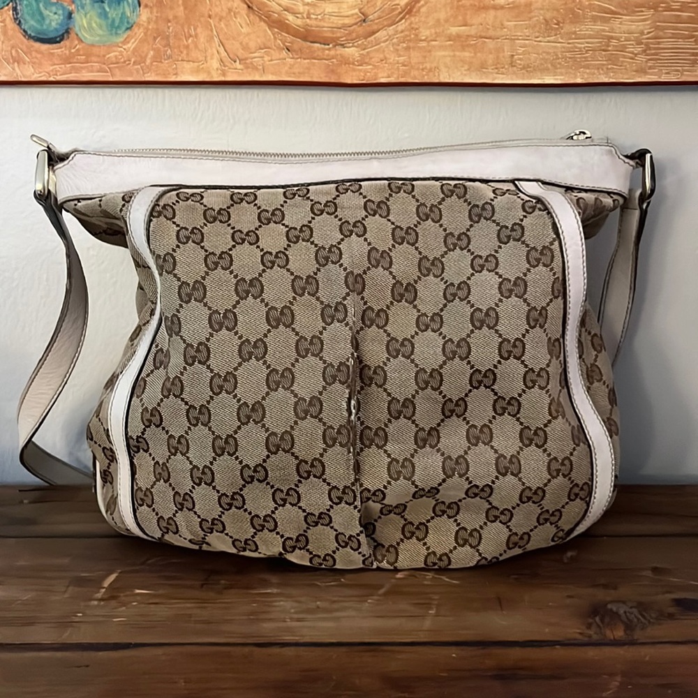 GUCCI Gg Canvas Beige Shoulder Bag - Picture 6 of 17